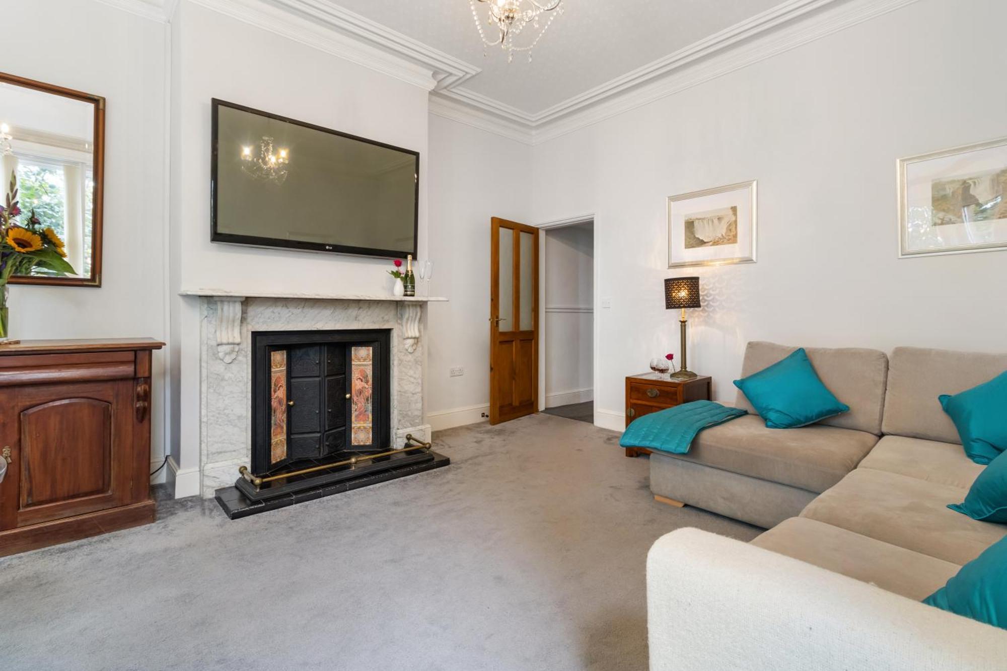 Elegant Malvhina Retreat On The Malvern Hills Great Malvern Zewnętrze zdjęcie